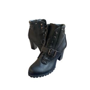 REI Women's Fashion Ankle Boots 7 Black Tie Up Laces Needed Heeled Small FLAW